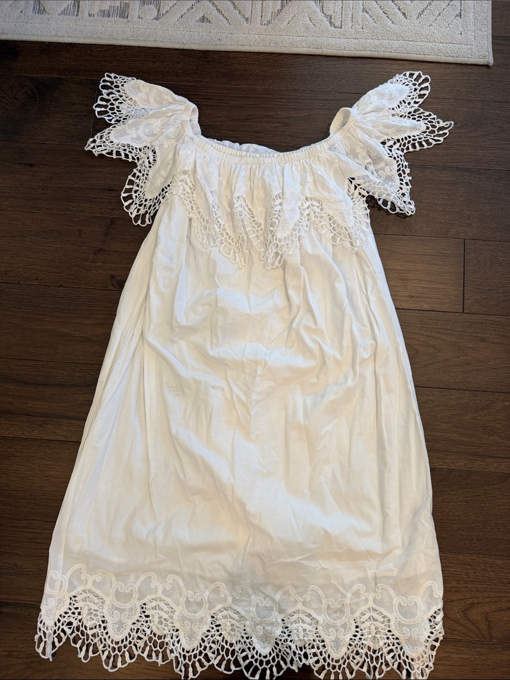 Merona Off Shoulder White Lace Detail Dress Size Large - C8-092